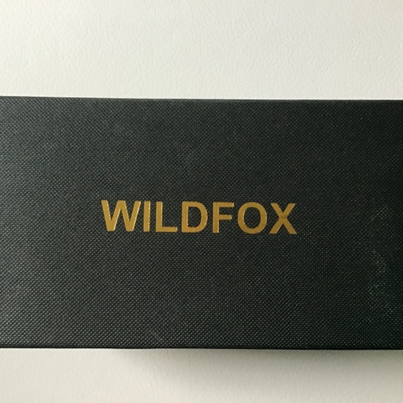 Wildfox sunglasses - pink Sunset Desert frames - Picture 2 of 3